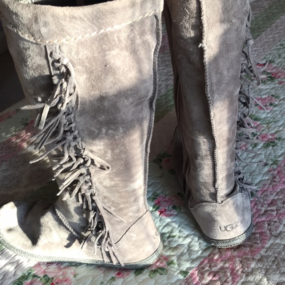 Ugg Dove Grey Suede Boots - Picture 3 of 5